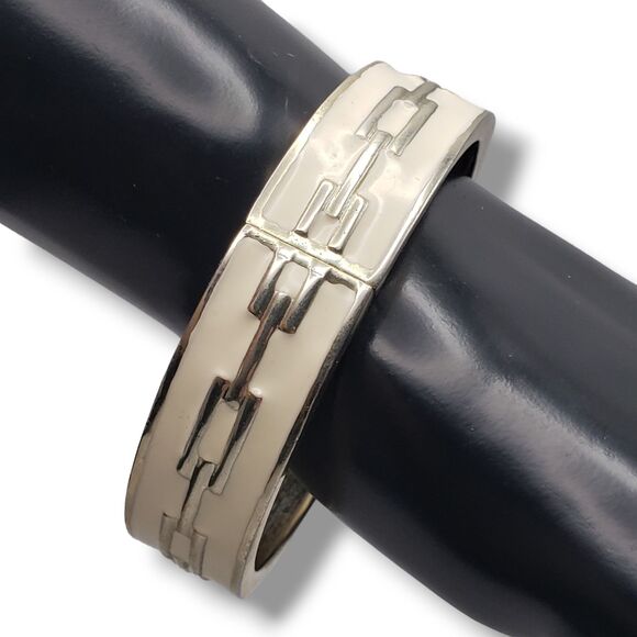 Gold Tone Off White Cream Enamel Art Deco Vintage Hinged Bangle Bracelet - Picture 9 of 12